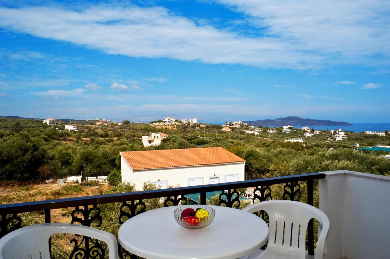 Captain Michalis Apartments Galatás Extérieur photo
