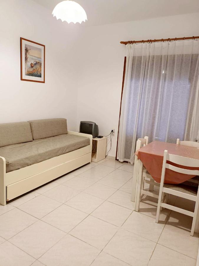 Captain Michalis Apartments Galatás Extérieur photo