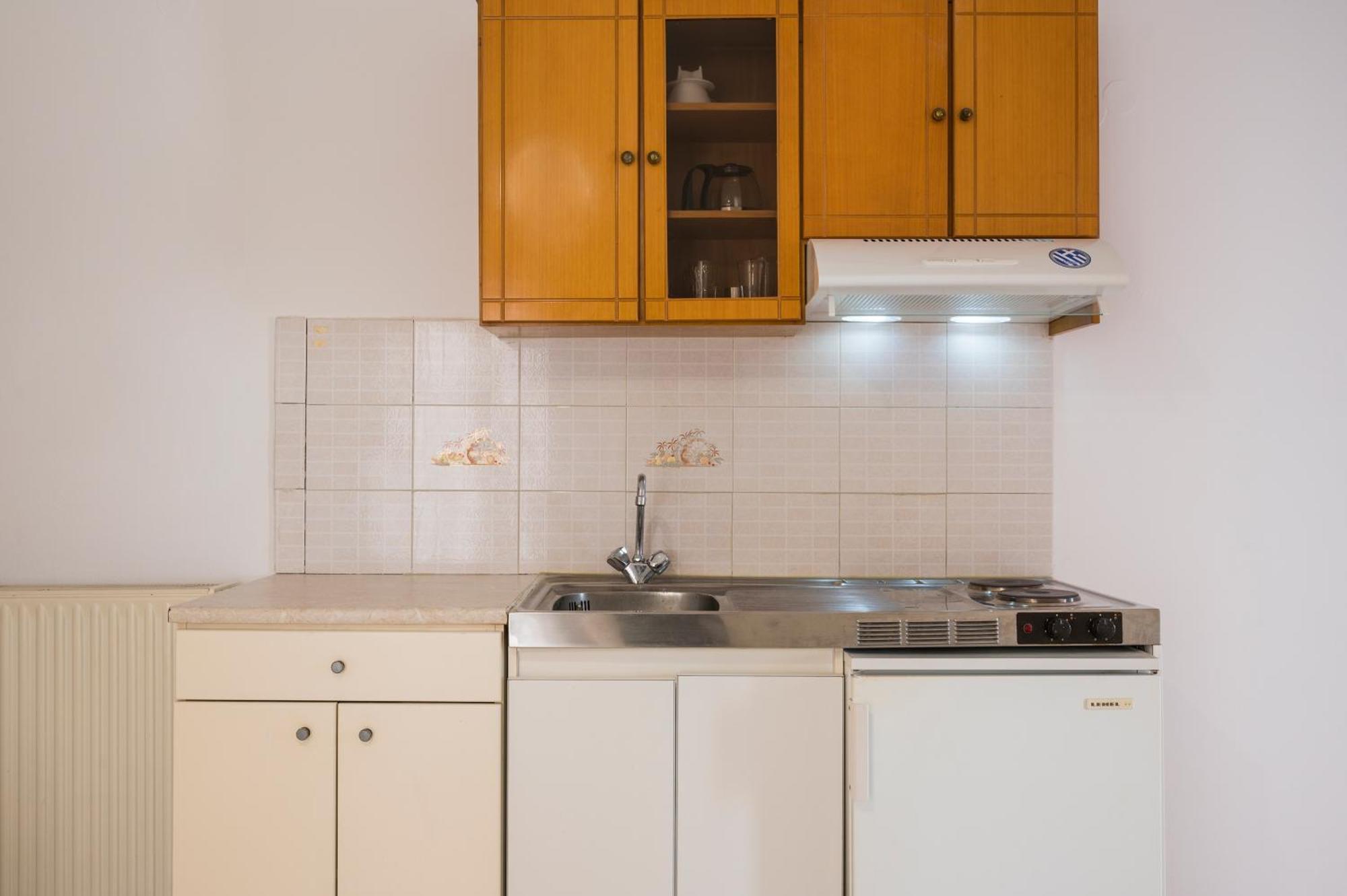 Captain Michalis Apartments Galatás Extérieur photo